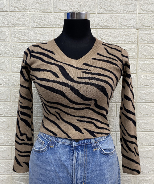 Light brown with black V Neck knitted pullover