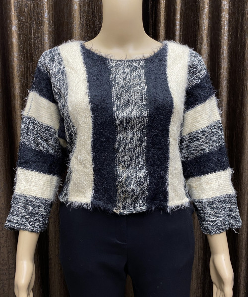 White and Black Design Fur Pullover