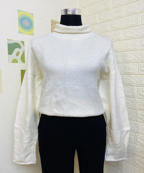 White High Neck Winter Pullover