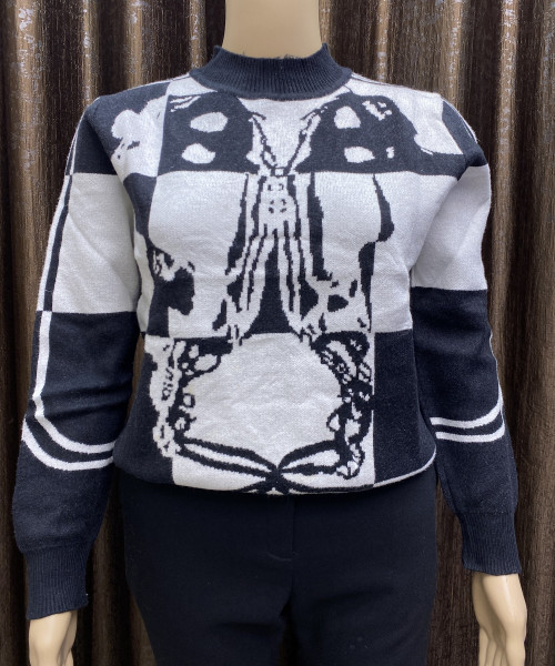 White With Black Pre Winter Pullover