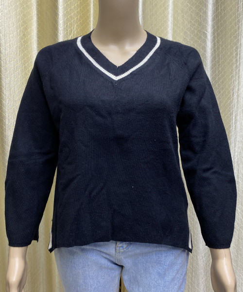 White With  Black Pre  Winter Top