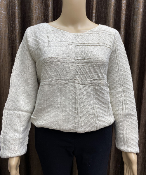 Off  White  Round Neck Knitted  Top