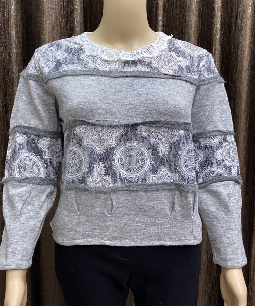 Grey Printed Knitted Top
