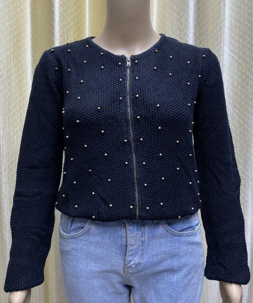 Black Round Neck Zipper