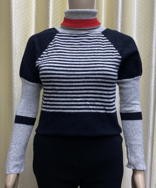 Black With  White  Line Knitted Top