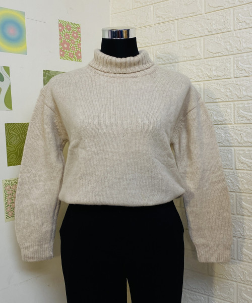 White High Neck Knitted  Pullover