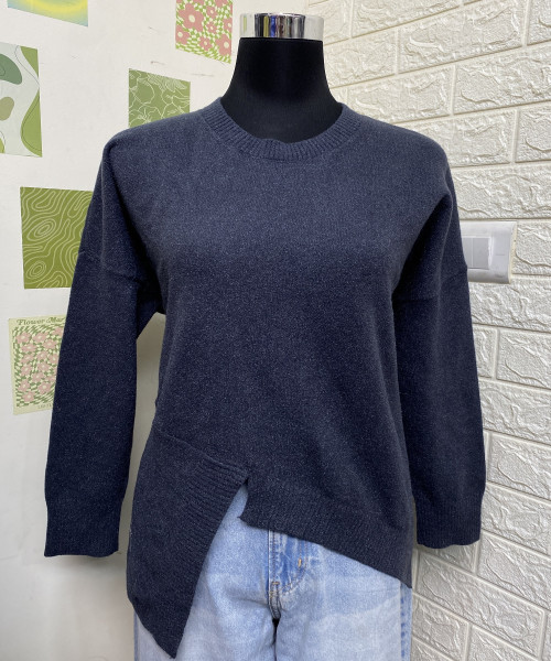 Round Neck Navy Blue Winter Pullover