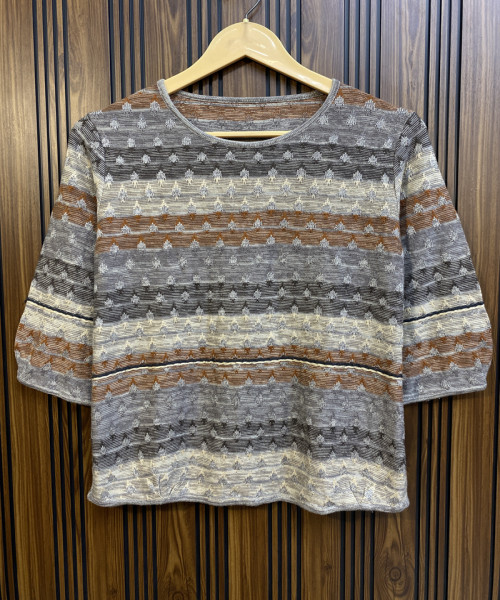 Round Neck Knitted Top