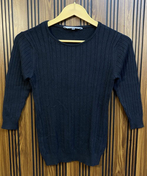 Black Winter Crop Top