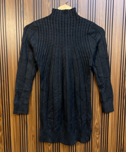 Black  Long Knitted Top