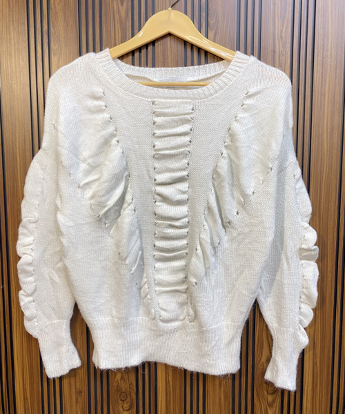 White  Round Neck Knit Pullover