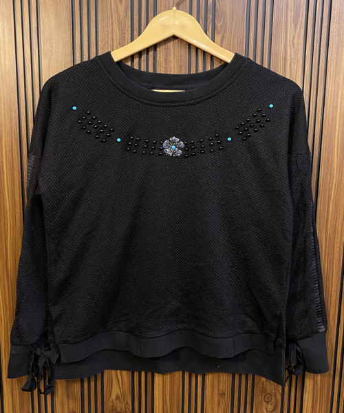 Round Neck Black Knitted  Top