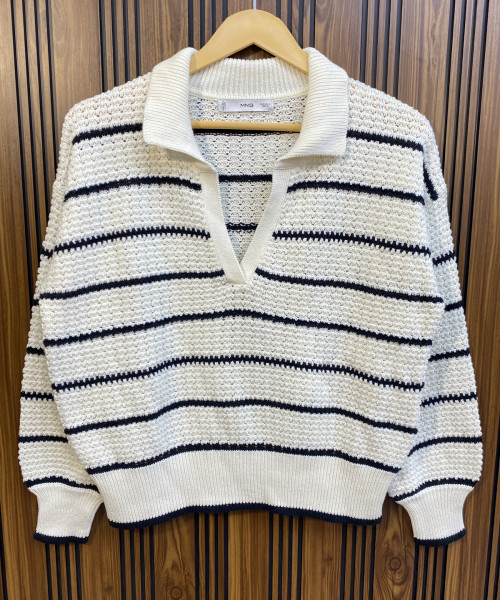 White With Black Winter Knitted Pullover