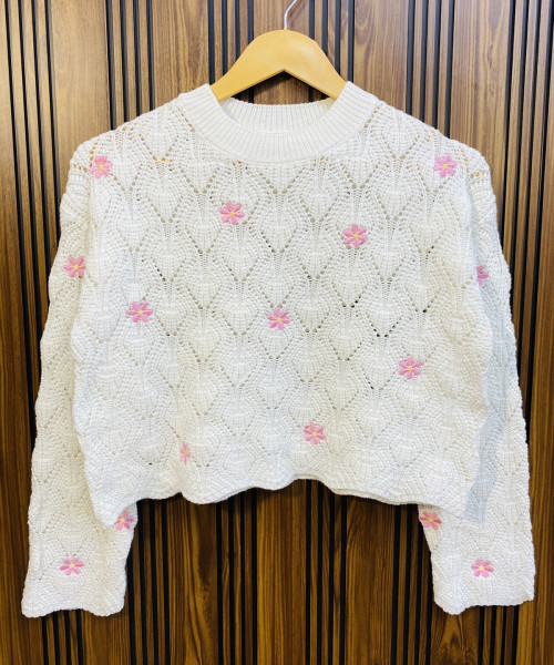 White Flower Printed Winter Knit Pullover