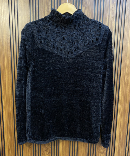Black Turtle Neck Fur Pullover