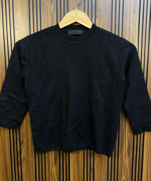 Black  Round Neck Pullover